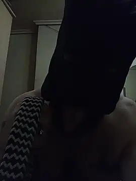 Snapshot of serpensy chatting on September 29, 8:02 pm serpensy online show from September 29, 8:02 pm