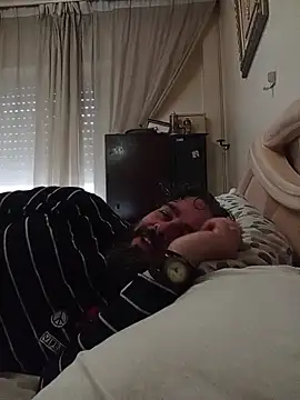 Snapshot of serpensy chatting on October 10, 2:49 pm serpensy online show from October 10, 2:49 pm