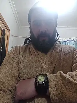 Snapshot of serpensy chatting on November 8, 12:11 am serpensy online show from November 8, 12:11 am