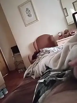 Snapshot of serpensy chatting on November 18, 3:49 pm serpensy online show from November 18, 3:49 pm