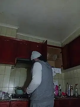 Snapshot of serpensy chatting on December 15, 8:24 pm serpensy online show from December 15, 8:24 pm