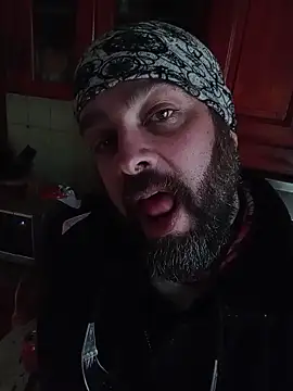 Snapshot of serpensy chatting on February 4, 1:50 pm serpensy online show from February 4, 1:50 pm