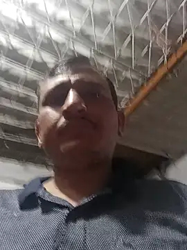 Snapshot of robis12314 chatting on February 26, 6:32 pm robis12314 online show from February 26, 6:32 pm