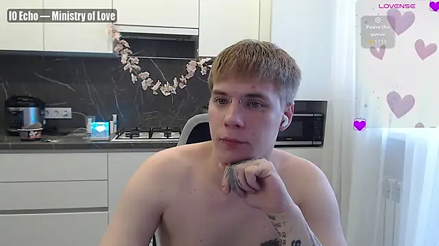 yourlildemon online show from June 17, 3:46 pm