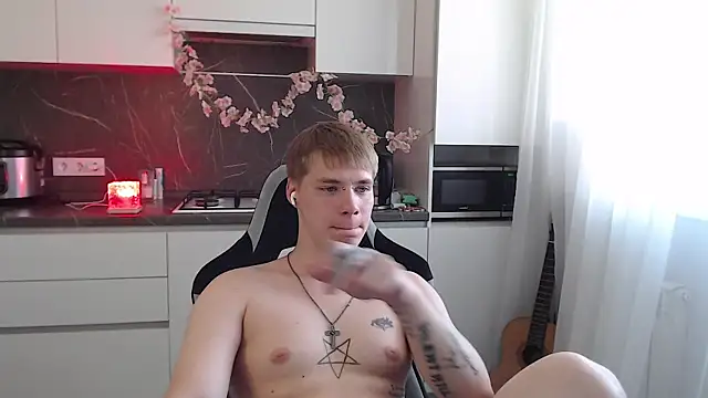 yourlildemon online show from June 19, 2:32 pm