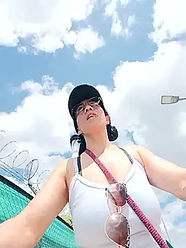 Coeur de luxure online show from February 22, 3:32 pm