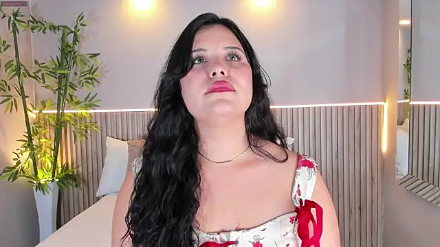 Snapshot of GeorginaReyes chatting on March 15, 10:44 pm GeorginaReyes online show from March 15, 10:44 pm