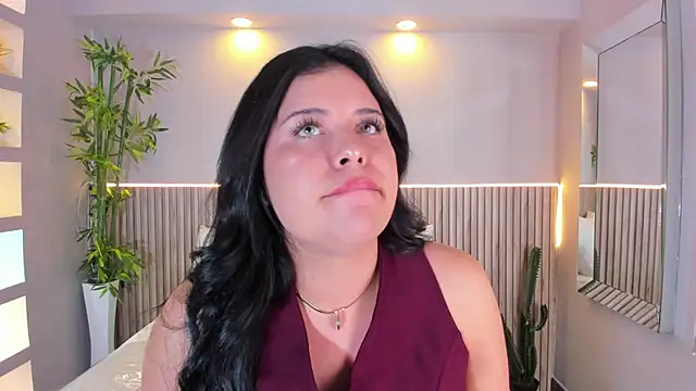 GeorginaReyes online show from December 20, 10:39 pm