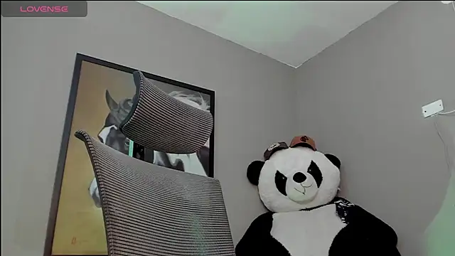 mattiwsmorris  online show from September 12, 3:34 pm