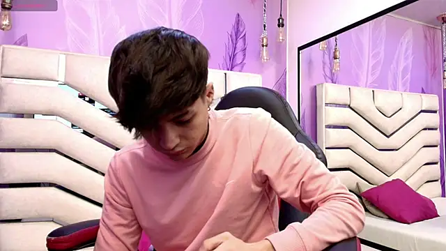 stonne69 online show from June 1, 2:41 pm