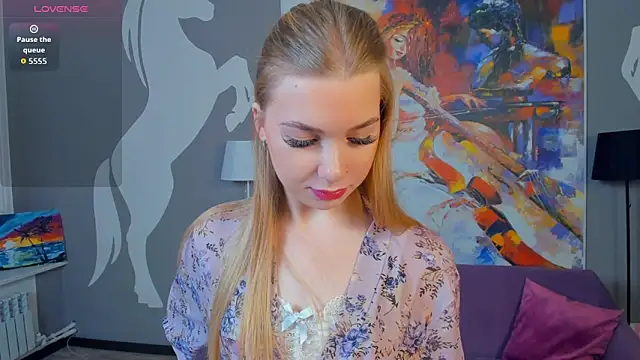 FloraBonde online show from September 27, 11:37 am