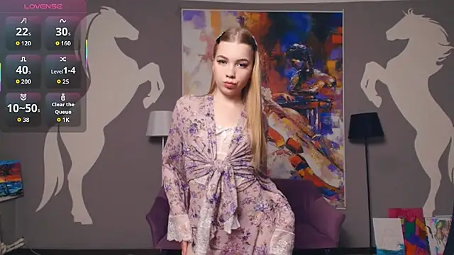 FloraBonde online show from November 30, 11:25 am