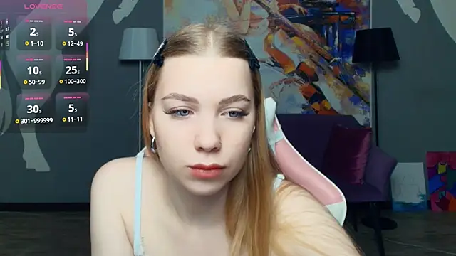 FloraBonde online show from December 16, 11:15 am