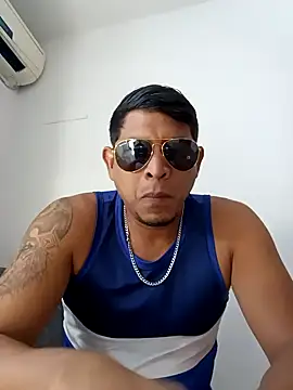 Snapshot of Odin-2121 chatting on February 17, 3:09 pm Odin-2121 online show from February 17, 3:09 pm