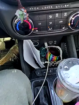 Snapshot of QueenM3 chatting on February 17, 7:21 pm QueenM3 online show from February 17, 7:21 pm