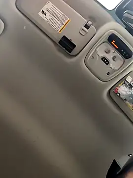 QueenM3 online show from April 8, 2:17 pm