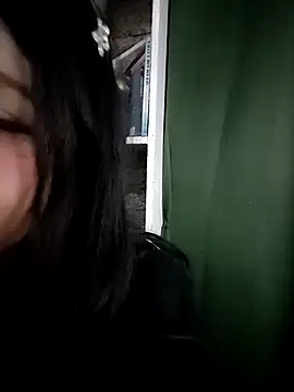Snapshot of ElaRuil69 chatting on September 18, 2:13 am ElaRuil69 online show from September 18, 2:13 am
