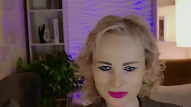 Sandra Kind online show from May 20, 5:35 am