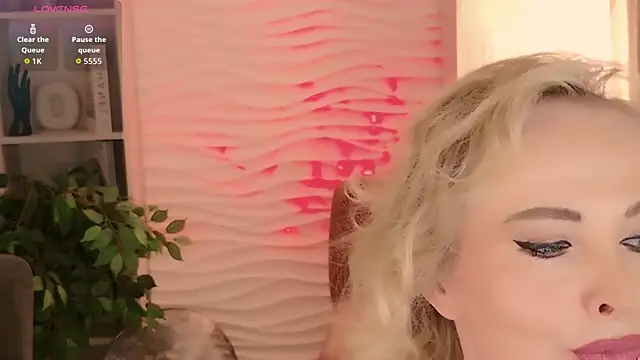 Sandra Kind online show from June 16, 5:21 am