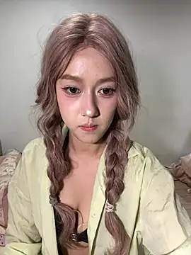 Snapshot of 2025xiaoxiao chatting on March 9, 9:03 pm 2025xiaoxiao online show from March 9, 9:03 pm