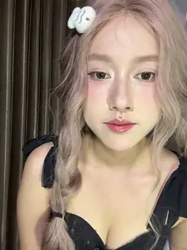 Snapshot of 2025xiaoxiao chatting on March 14, 4:30 pm 2025xiaoxiao online show from March 14, 4:30 pm