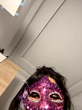 Roroo002 online show from September 27, 8:14 pm