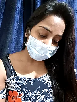 Snapshot of COZY_ROZI chatting on February 16, 4:21 pm COZY ROZI online show from February 16, 4:21 pm