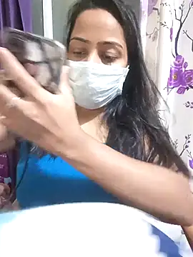 Snapshot of COZY_ROZI chatting on November 10, 4:17 pm COZY ROZI online show from November 10, 4:17 pm