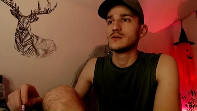 Snapshot of yoyoboy988 chatting on October 8, 8:17 pm yoyoboy988 online show from October 8, 8:17 pm