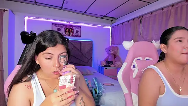 Cristal Smith20 online show from April 10, 1:22 am