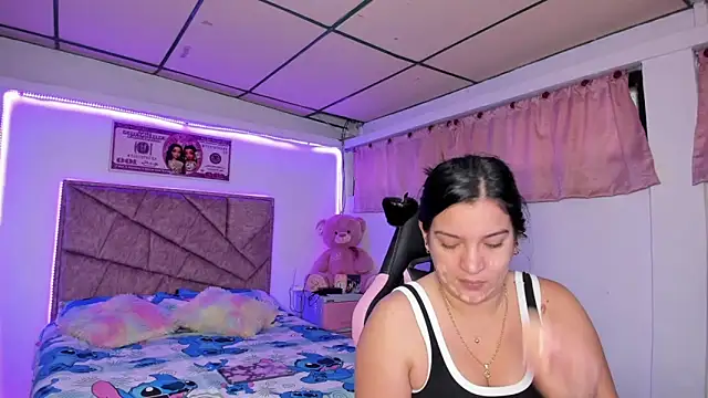 Cristal Smith20 online show from April 15, 1:07 pm