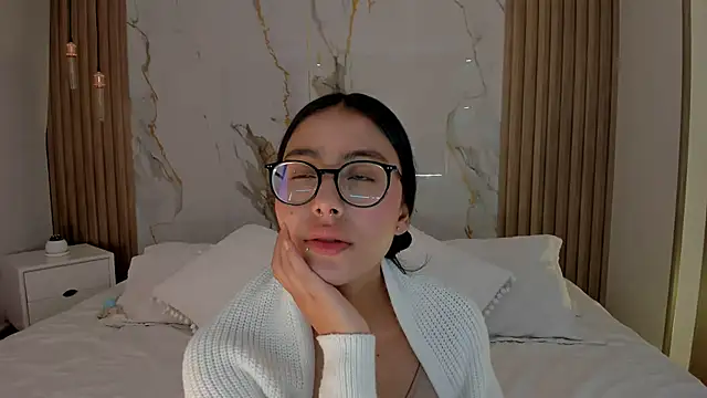 Snapshot of miss_martiina chatting on September 12, 3:06 am miss martiina online show from September 12, 3:06 am