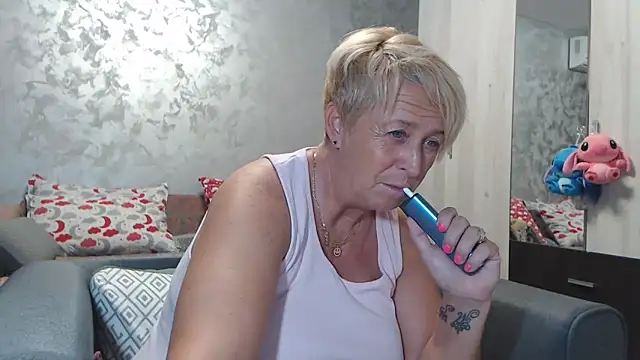 RosesandLillies online show from September 24, 5:16 pm