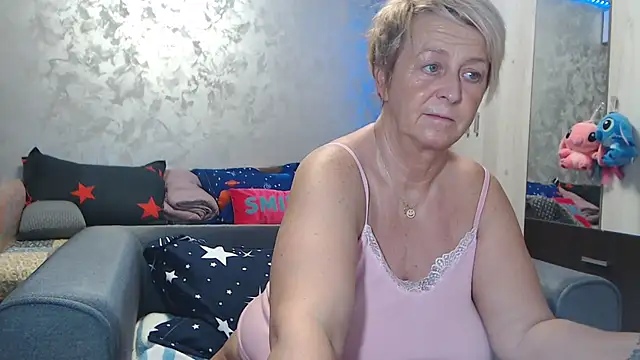 RosesandLillies online show from March 22, 4:32 pm