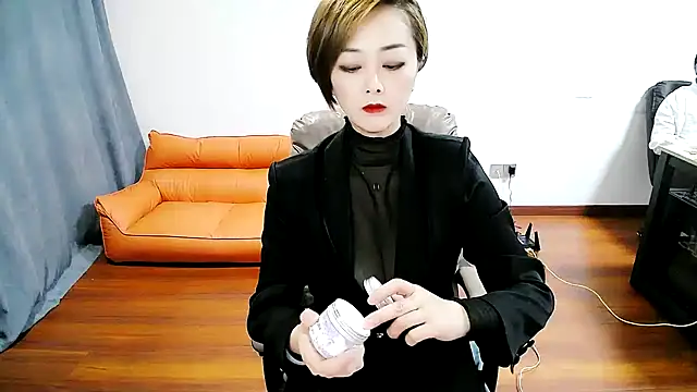 beira-01 online show from February 19, 1:50 pm