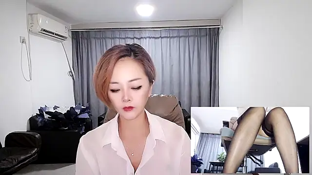 beira-01 online show from October 10, 2:49 pm