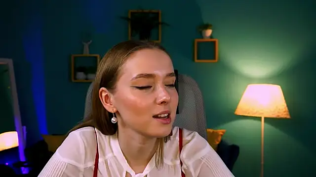 JenniferGraces online show from March 15, 10:44 pm