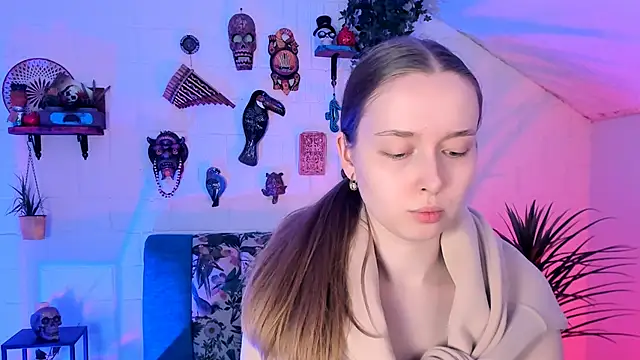 JenniferGraces online show from May 26, 6:15 pm