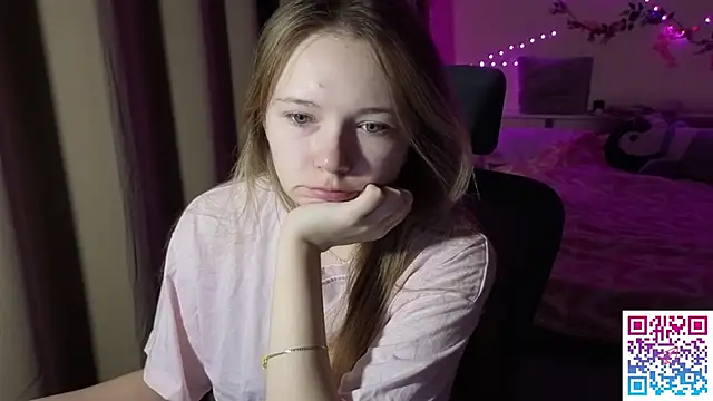 boozekirs  online show from February 13, 2:40 am