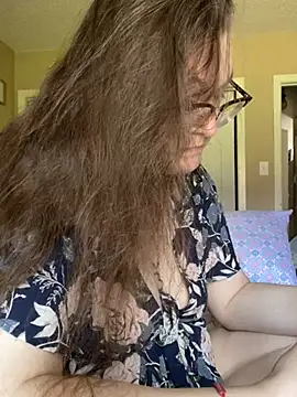 HTXBELLE online show from March 19, 7:49 pm