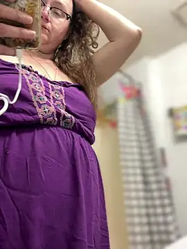 HTXBELLE online show from May 3, 5:24 am