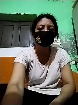 Snapshot of cuteangel9999 chatting on February 18, 8:25 pm cuteangel9999 online show from February 18, 8:25 pm