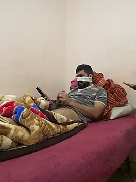 Snapshot of pk4867 chatting on January 15, 4:39 am pk4867 online show from January 15, 4:39 am