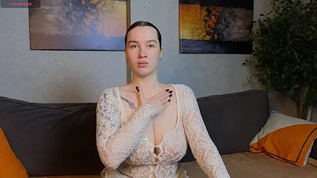 Anna Carters online show from November 22, 9:19 am