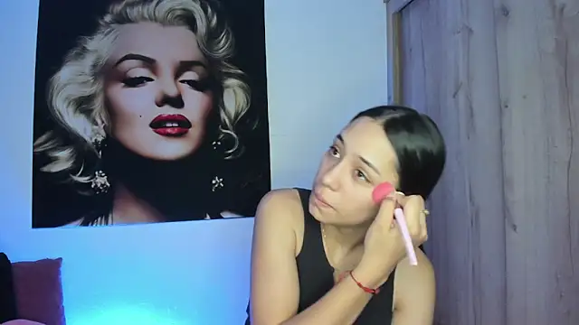 TANIA 06 online show from November 5, 1:11 pm