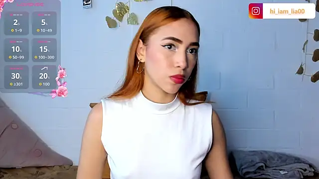 Snapshot of LiaHansson chatting on October 7, 4:48 pm LiaHansson online show from October 7, 4:48 pm