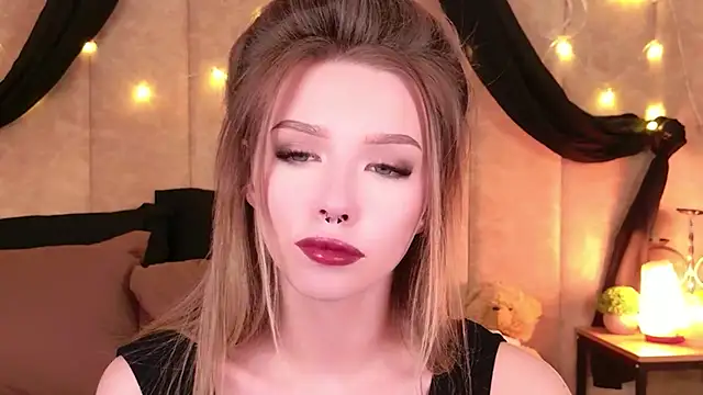 Sierra Fane online show from January 11, 11:04 am