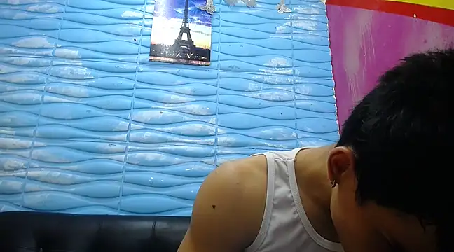 Snapshot of seigfried0 chatting on March 21, 12:18 am seigfried0 online show from March 21, 12:18 am