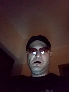 Snapshot of Luci1982Brazzers chatting on October 7, 8:17 pm Luci1982Brazzers online show from October 7, 8:17 pm