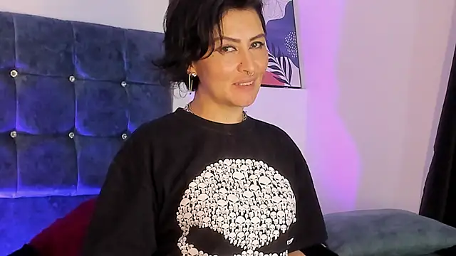 Snapshot of lilith_catt chatting on February 21, 2:17 am lilith catt online show from February 21, 2:17 am